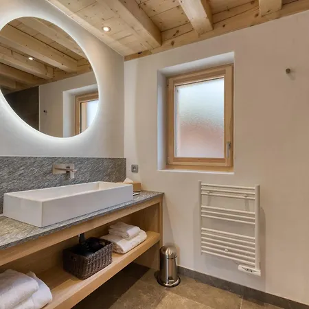 Hotel Flocons De Sel - Relais & Chateaux 5*